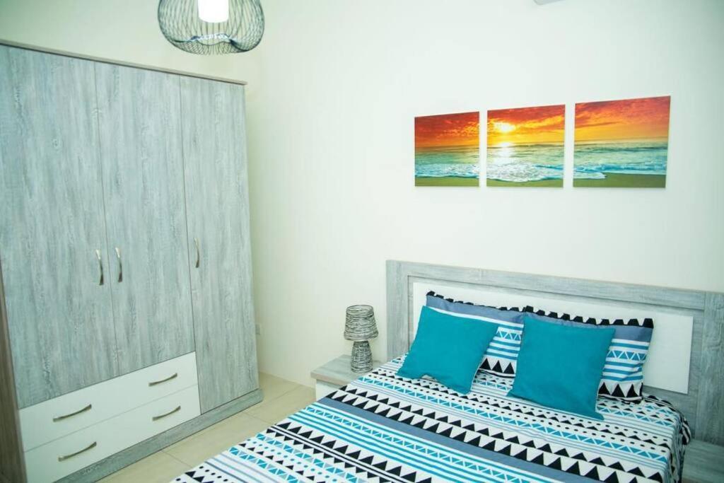 Entire Luxury 3 Bedroom Condo For Rent - Flic-En-Flac - Close To Beach المظهر الخارجي الصورة